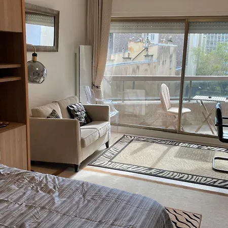 Un De Luxe Les Champs Elysees Daire Paris